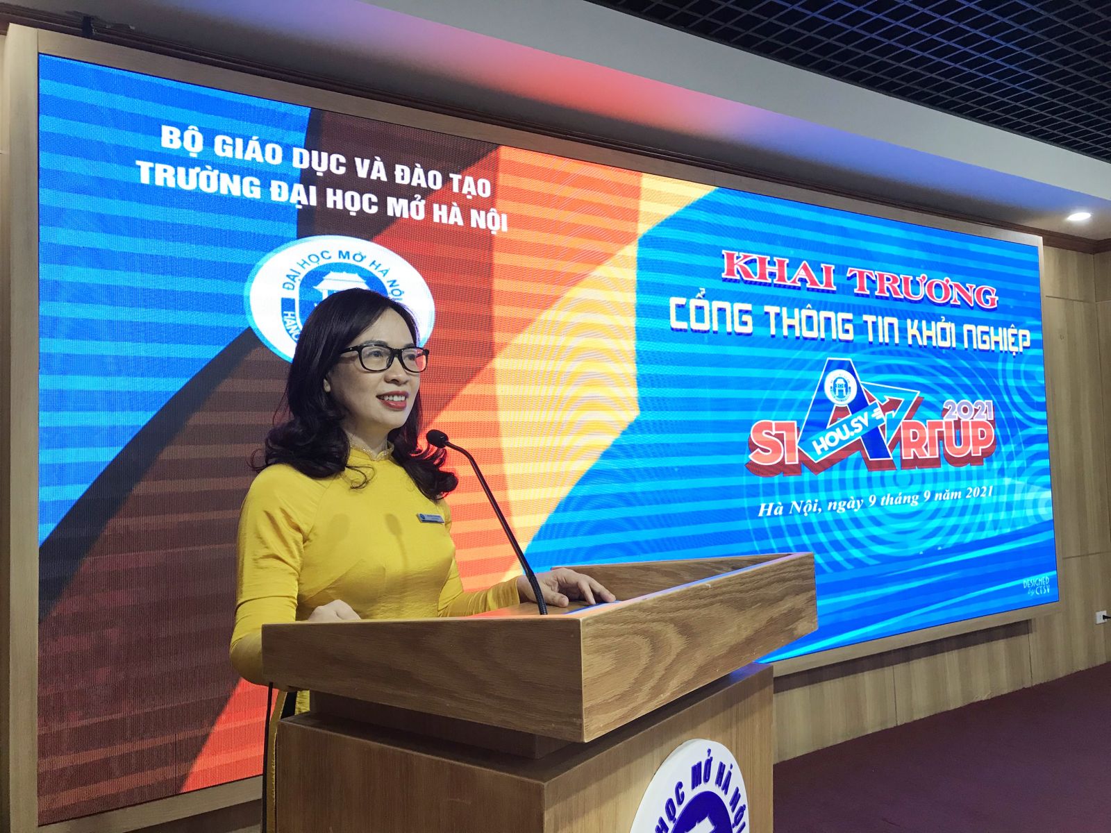 PGS TS Nguyễn Thị Nhung – Hiệu trưởng đánh giá cao hoạt động khởi nghiệp trong thời gian qua