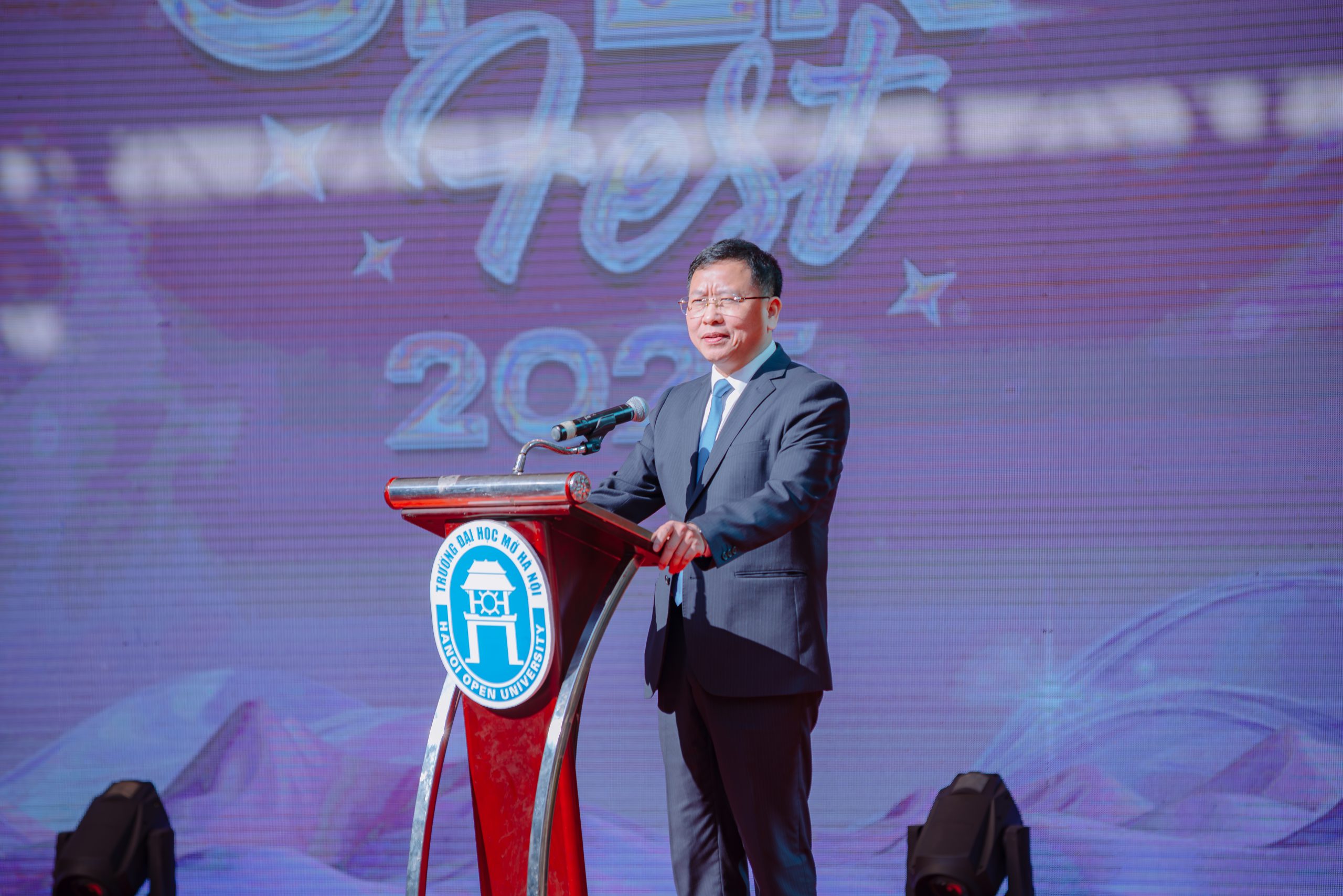 TS. Trần Văn Đạt – Phó Vụ trưởng Vụ Học sinh Sinh viên, Bộ Giáo dục & Đào tạo phát biểu